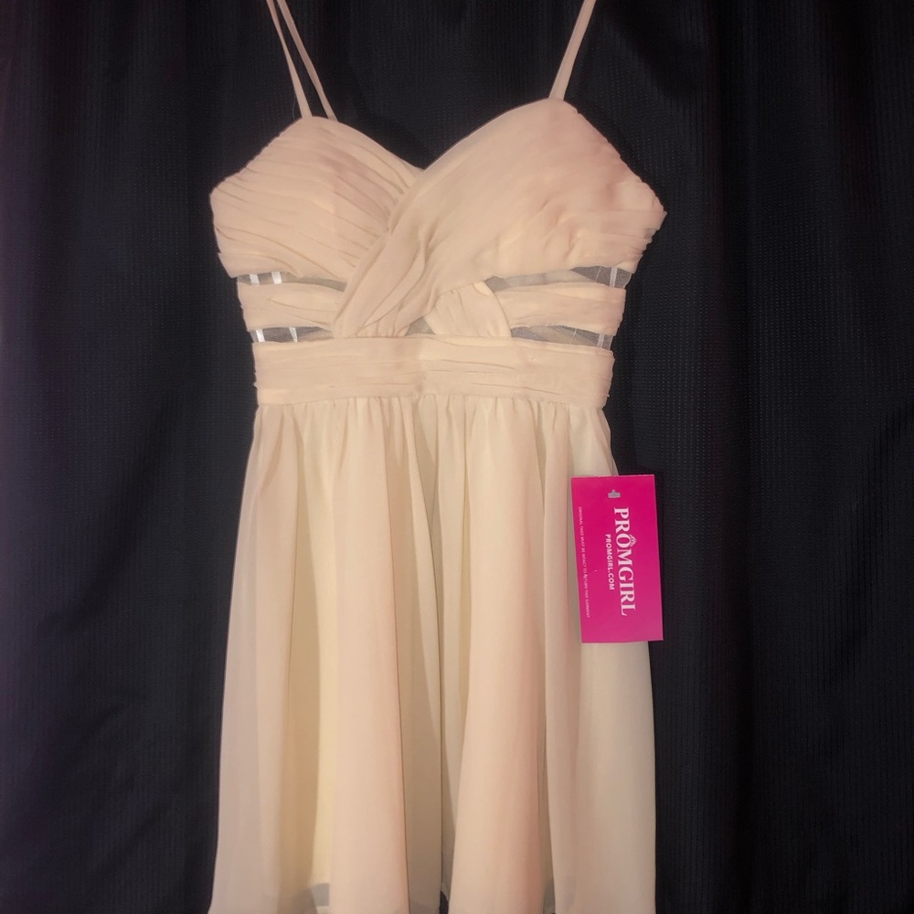 BRAND NEW PROMGIRL DRESS
